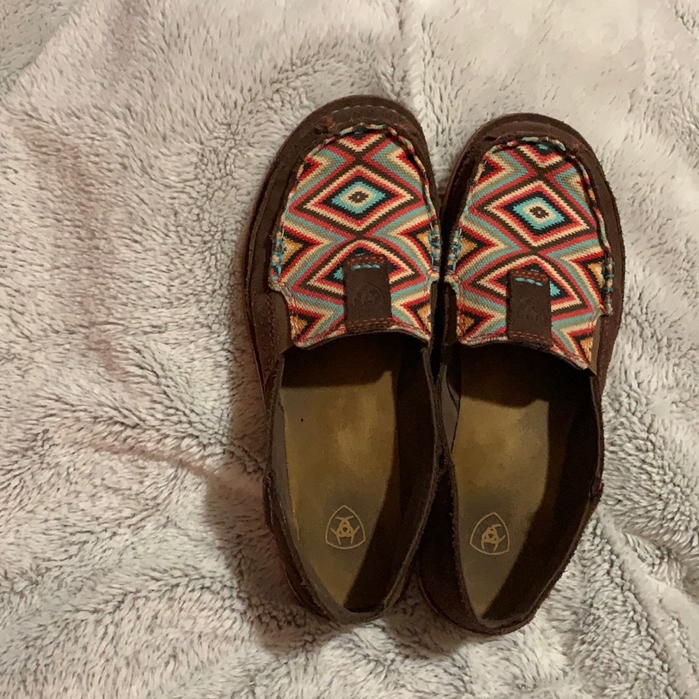 Ariat Cruiser size 7B